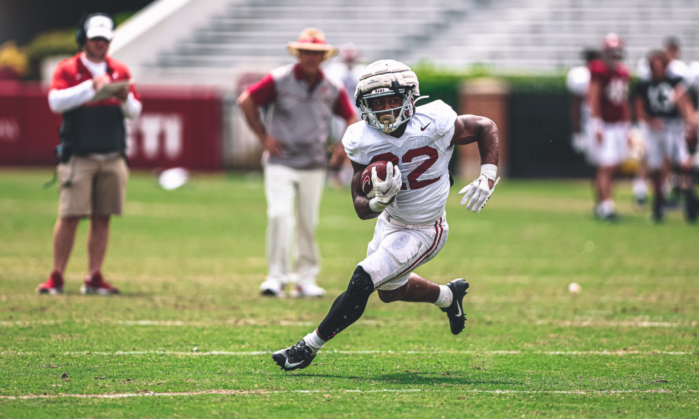 Alabama freshman RB Justice Haynes (#22) runs the ball during the Crimson Tide's second scrimmage.
