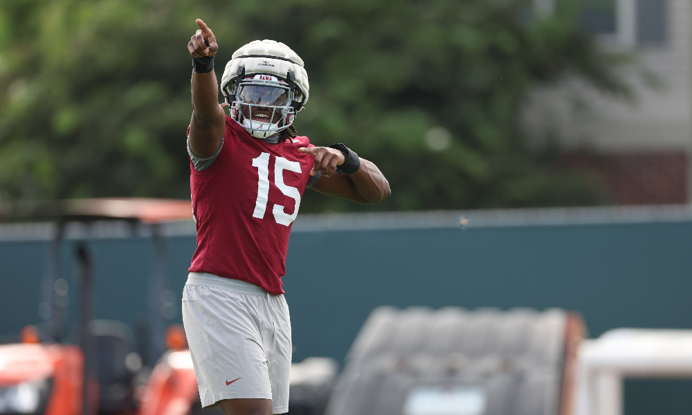 Dallas Turner points off field at Alabama practice