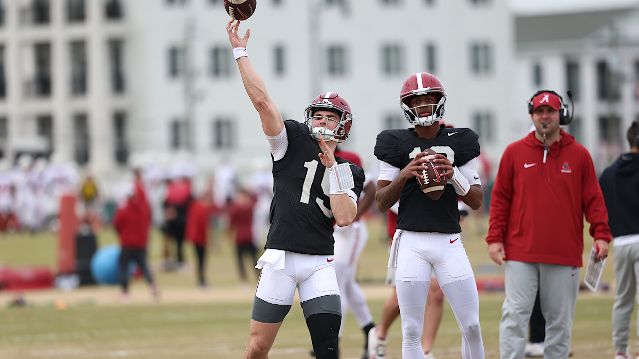 3/7/25 MFB Spring Practice 3 Alabama Quarterback Ty Simpson (15) Alabama Quarterback Keelon Russell (12) Photo by Kent Gidley