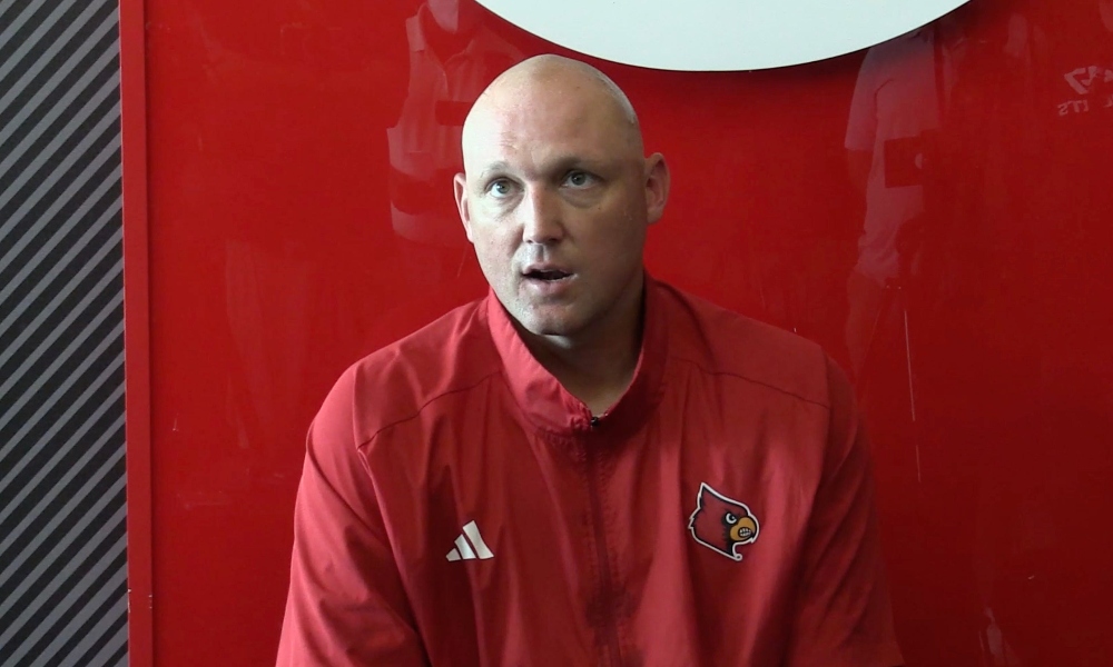 New Alabama tight ends coach Richard Owens