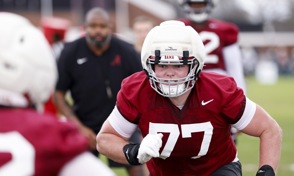 Alabama OL Jackson Lloyd (#77) seeing early benefits from Adrian Klemm hire as offensive line coach.